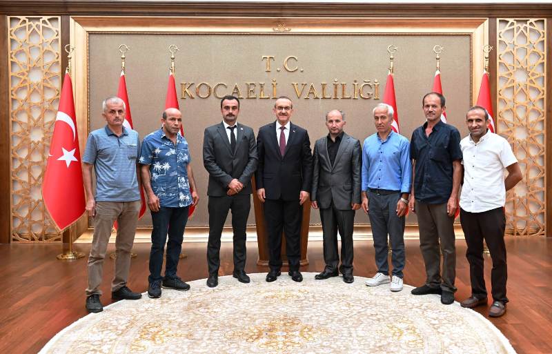 Karpuz kralı muhtardan davet var!