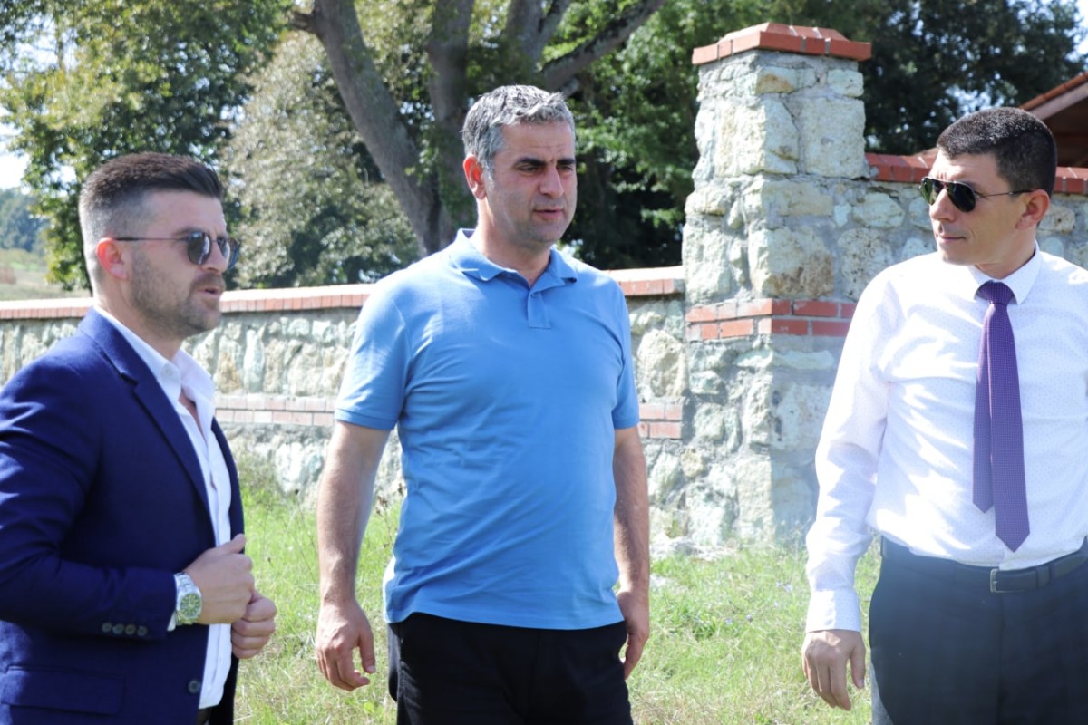 Kandıra Belediyesi ayçiçeği hasadı yaptı