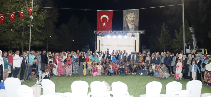 Dualarda buluşalım programı dualarla sona erdi