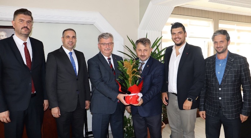 Kandıralılardan seri ziyaretler