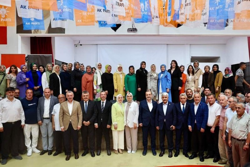 AK Parti Kandıra Danışma da buluştu